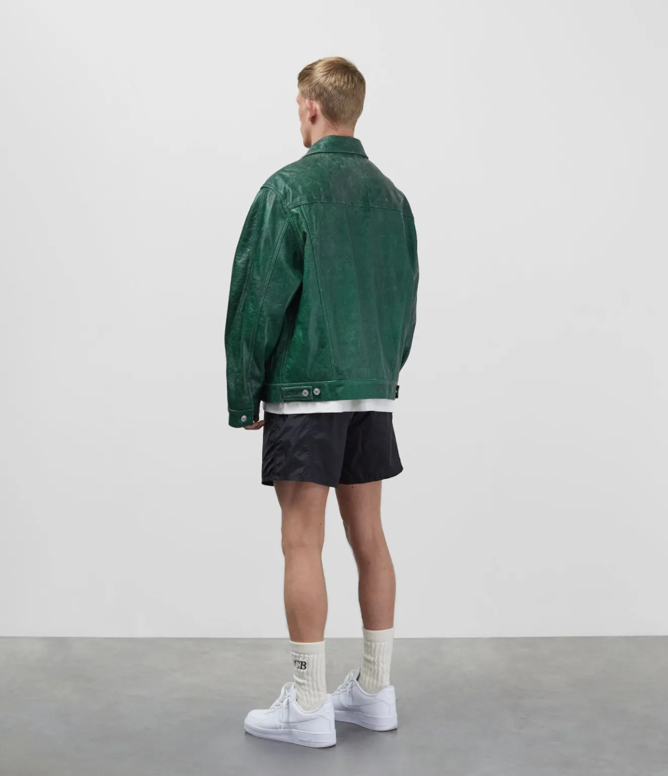 CB CRACKED LEATHER TRUCKER Outerwear|Leather
