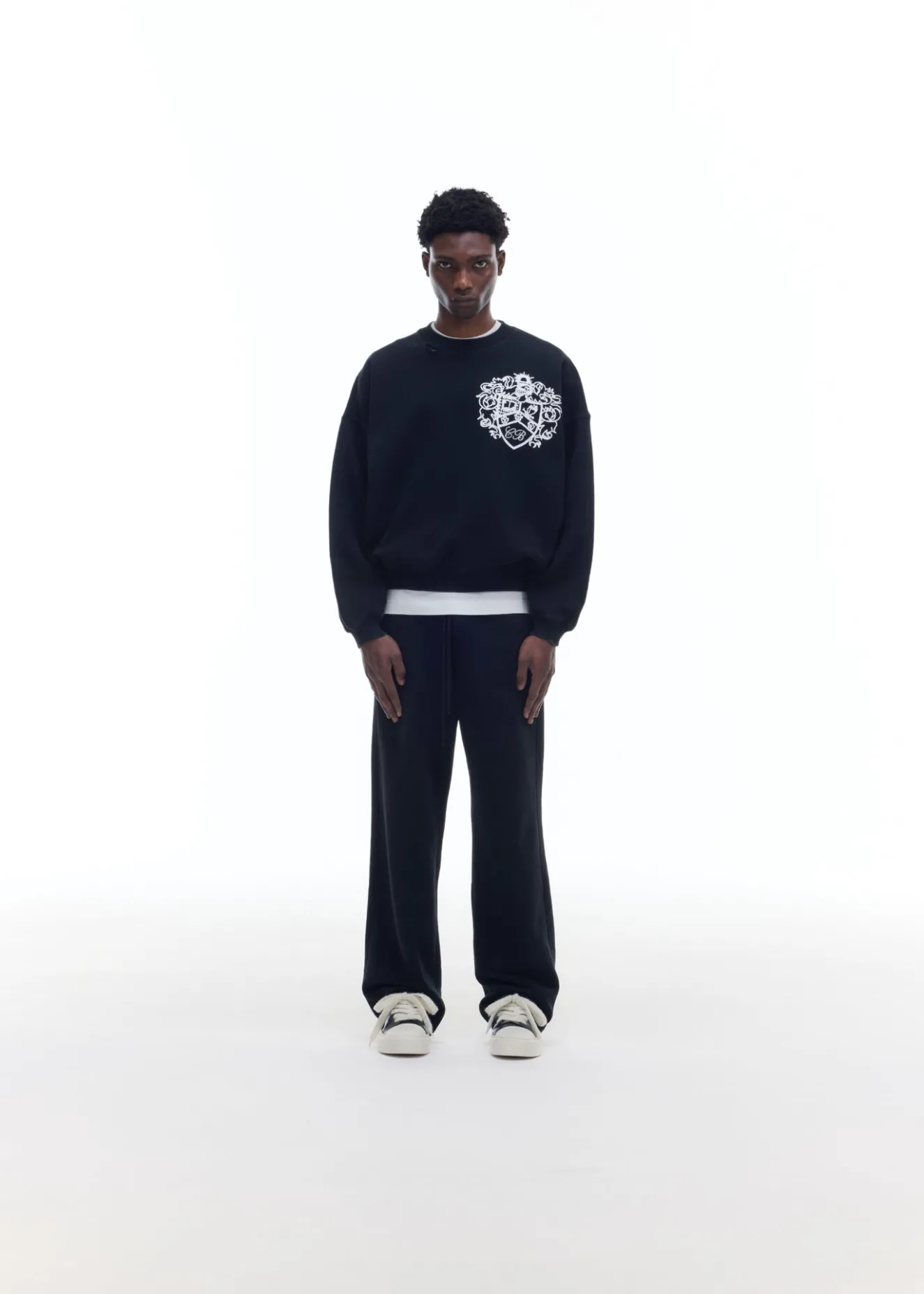 Best DISTRESSED COLLEGIATE CREST SWEATSHIRT Sweatshirts