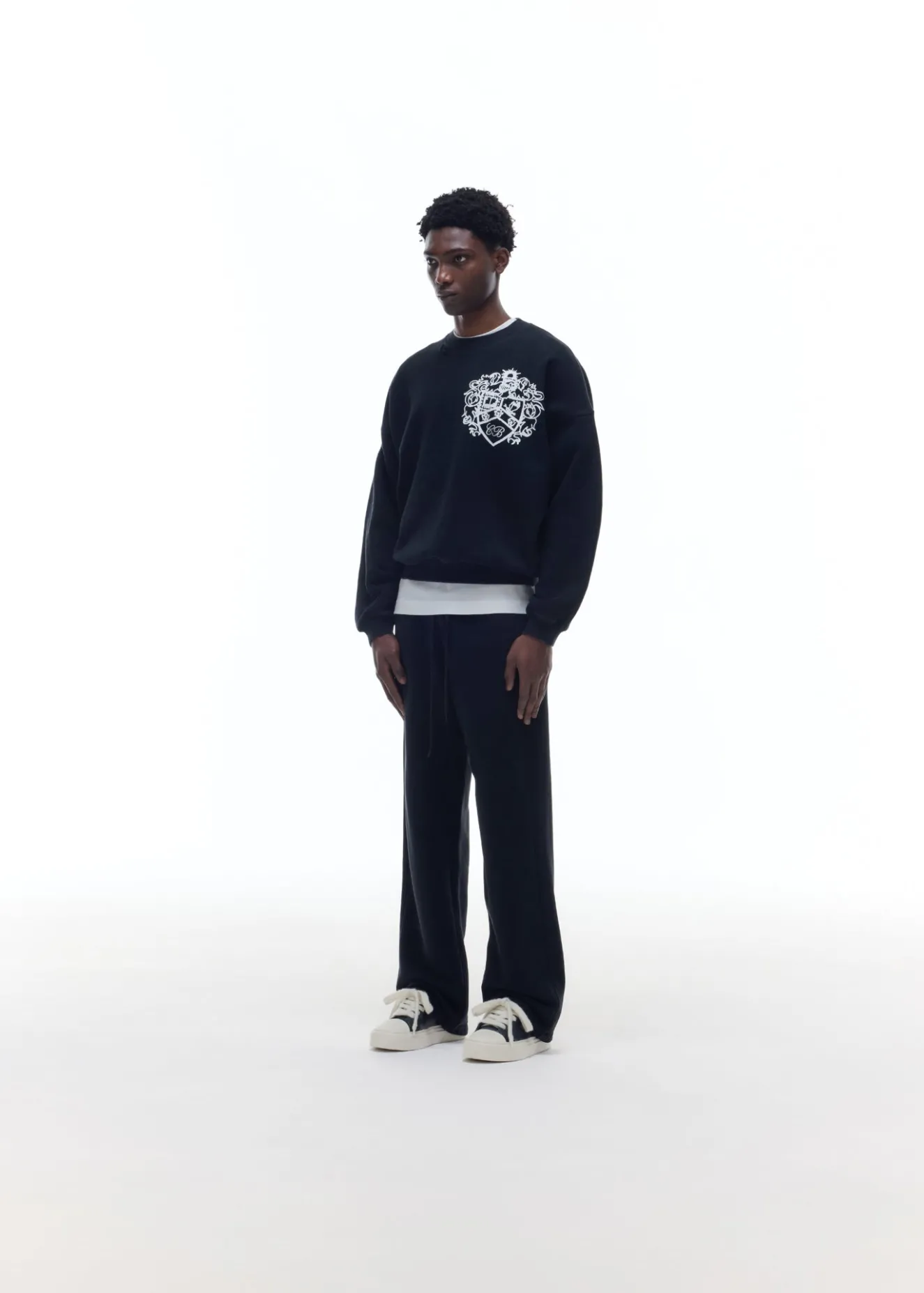 Best DISTRESSED COLLEGIATE CREST SWEATSHIRT Sweatshirts