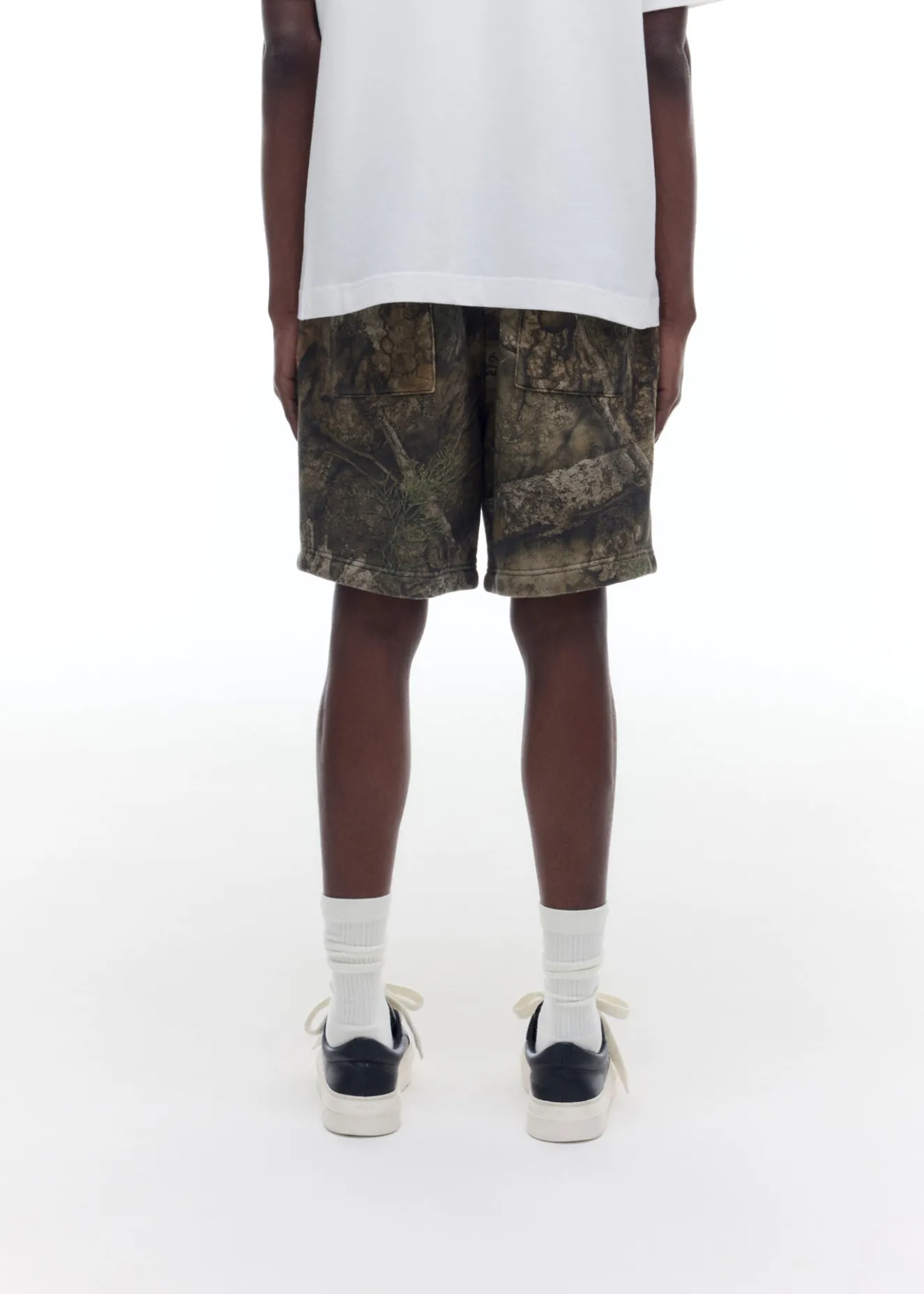 Online REAL TREE SHORTS Shorts